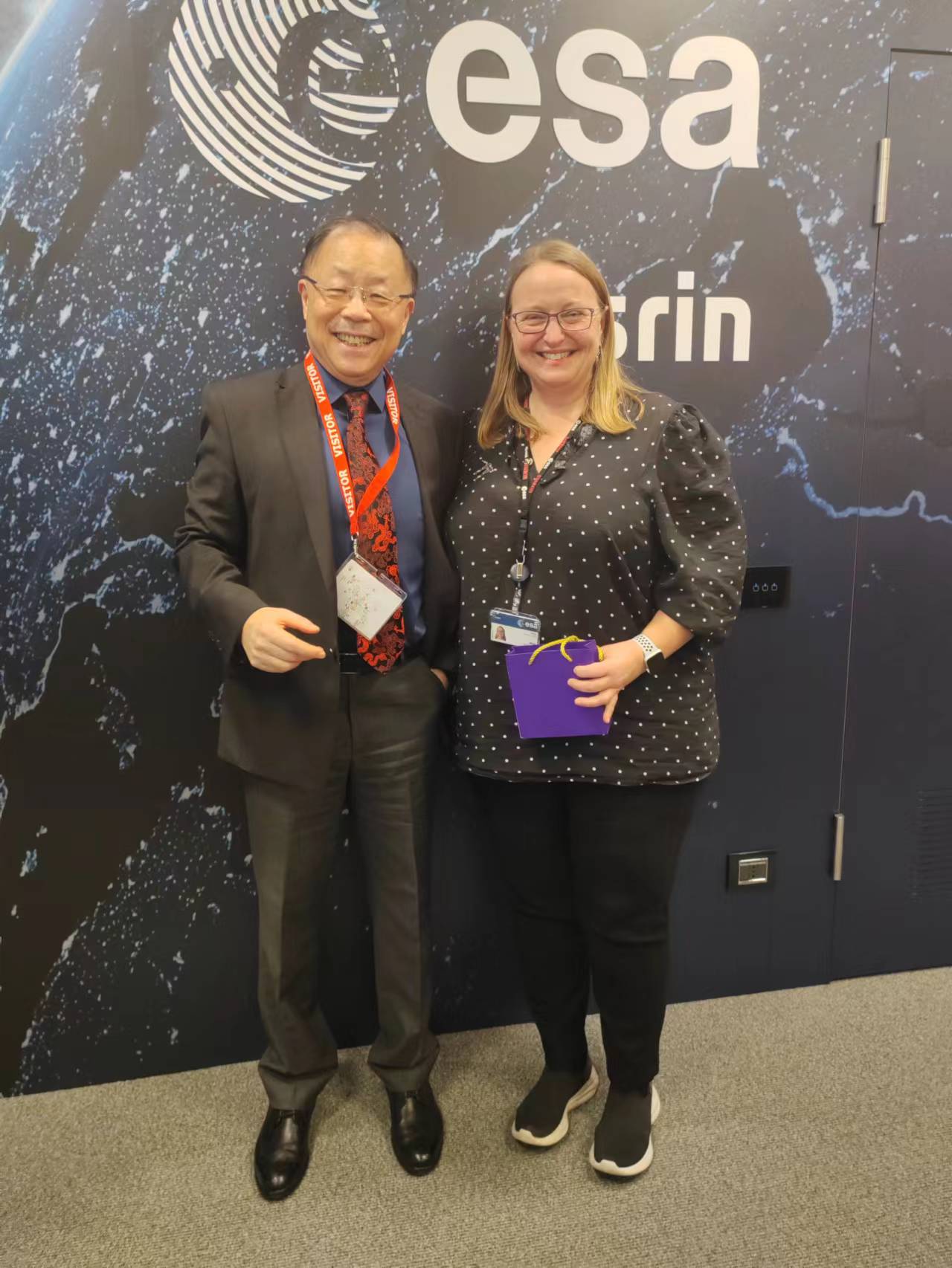 _cgi-bin_mmwebwx-bin_webwxgetmsgimg__&MsgID=4740247552332296757&skey=@crypt_4c1146ce_f3cc02f17c24fd9002656ceae2e41f48&mmweb_appid=wx_webfilehelper.jpg image.jpg