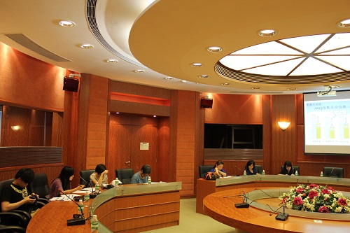 2013nianaomenxiaofeizhemanyizhishu1