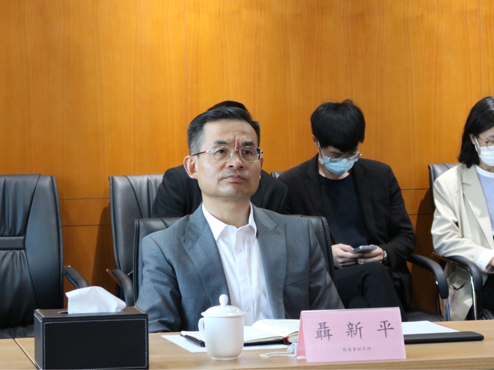 article03102223z