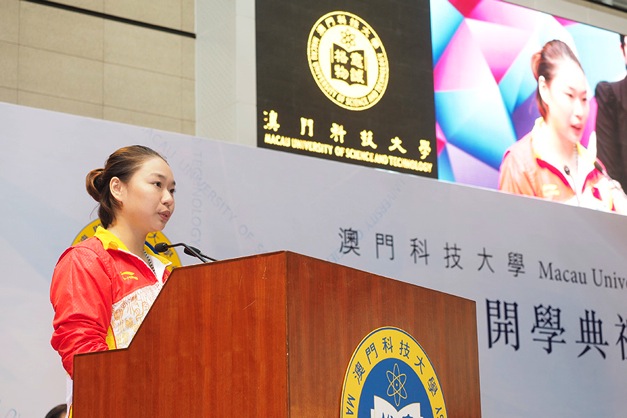 News 1409131-4