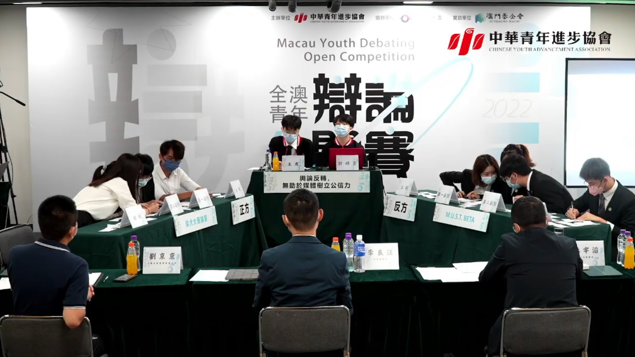 6998526f9a13375dc9991f0d0bda24d