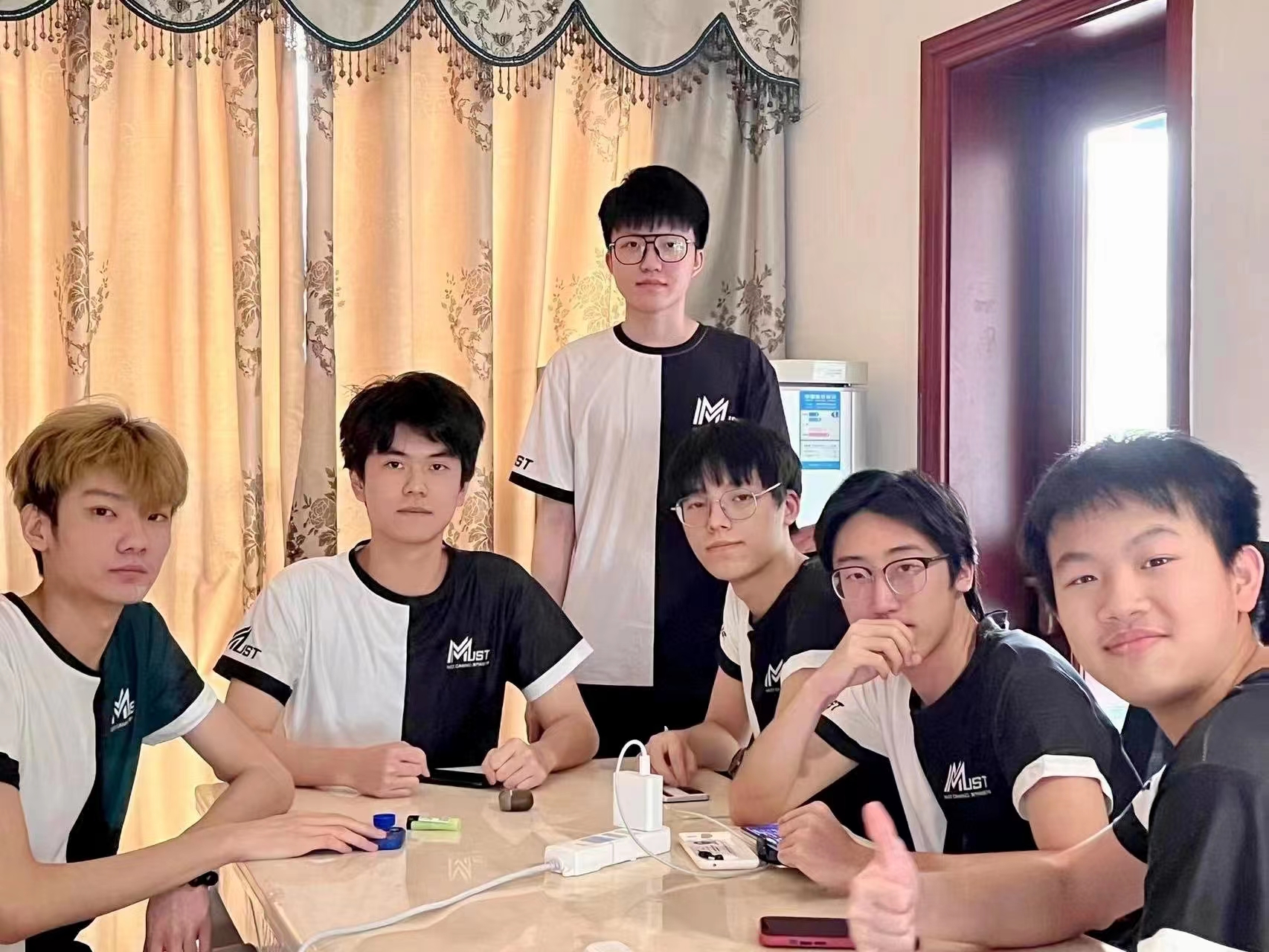 affa5b84ade3b18d48ca0f0191b56c4