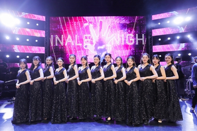 藝術團公關隊同學擔任頒獎典禮禮儀小姐