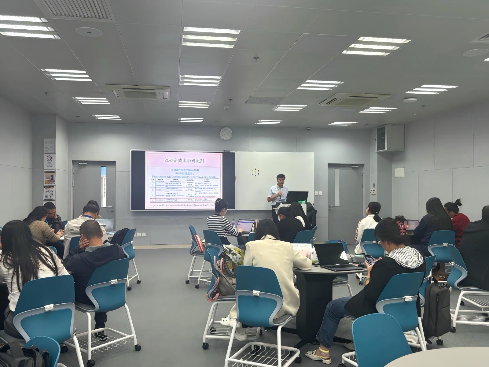 16a42f768madcc496beea92d159cdae2.jpg image.jpg