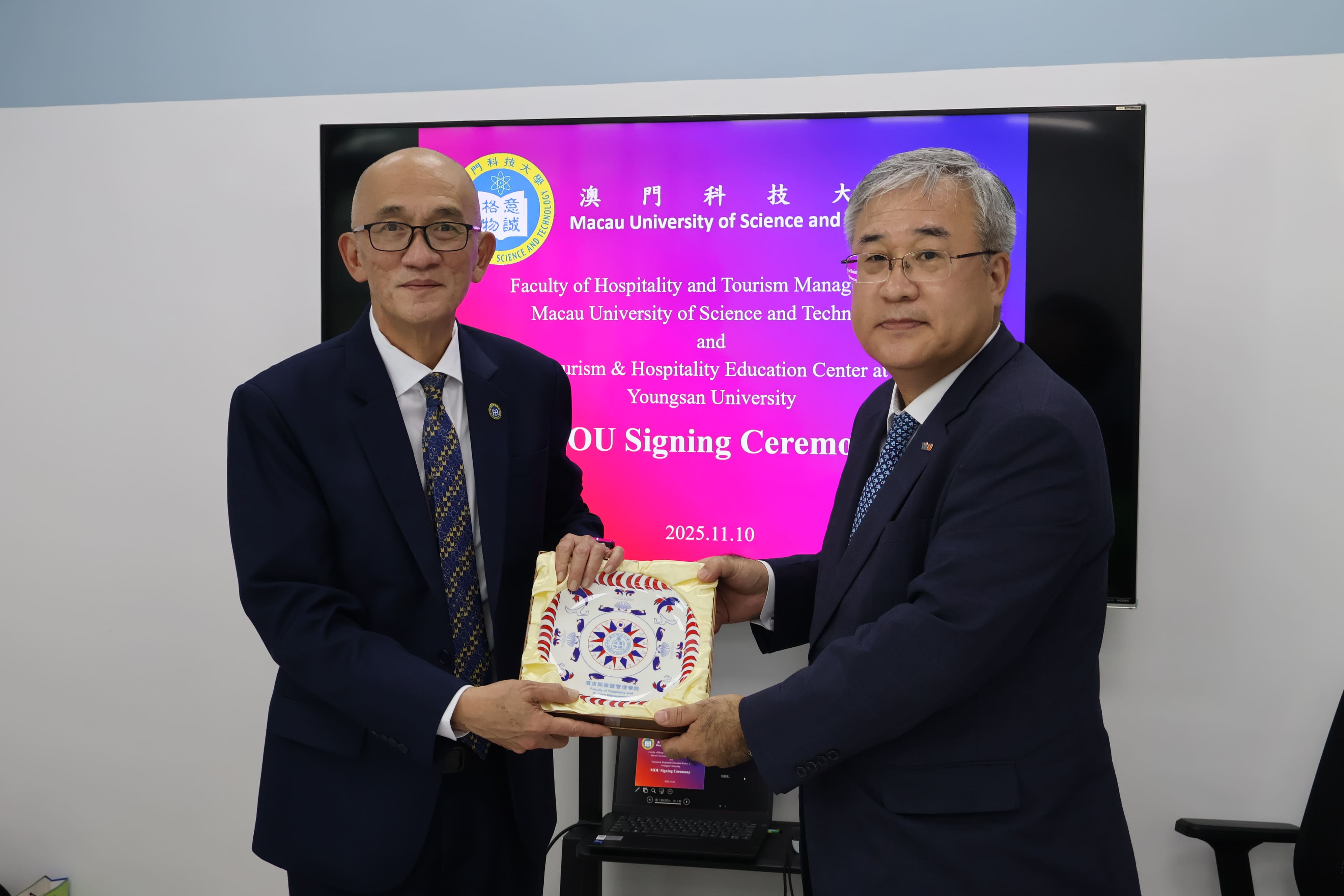 致送紀念品.jpg image.jpg