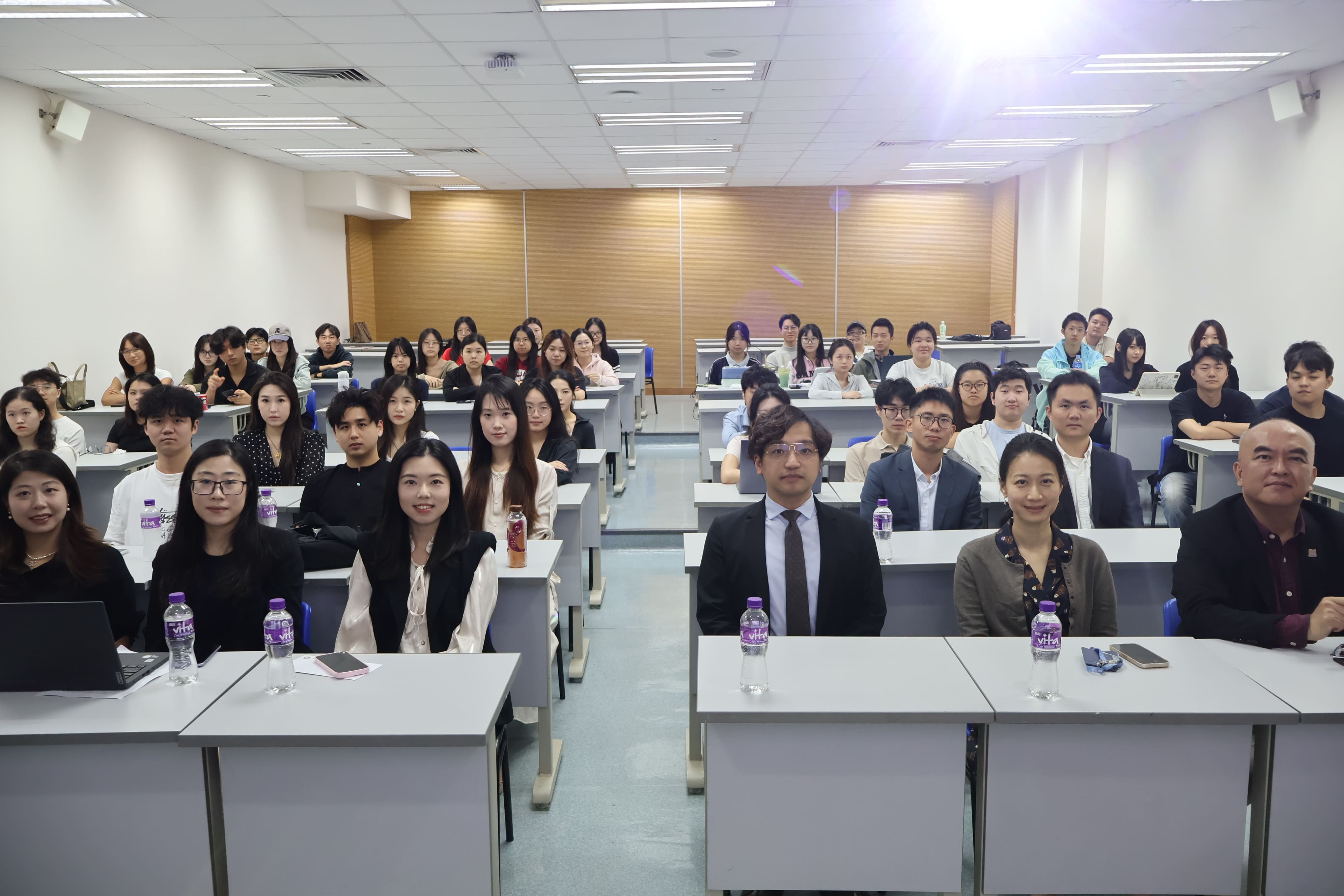 PIC03-大合照.jpg image.jpg