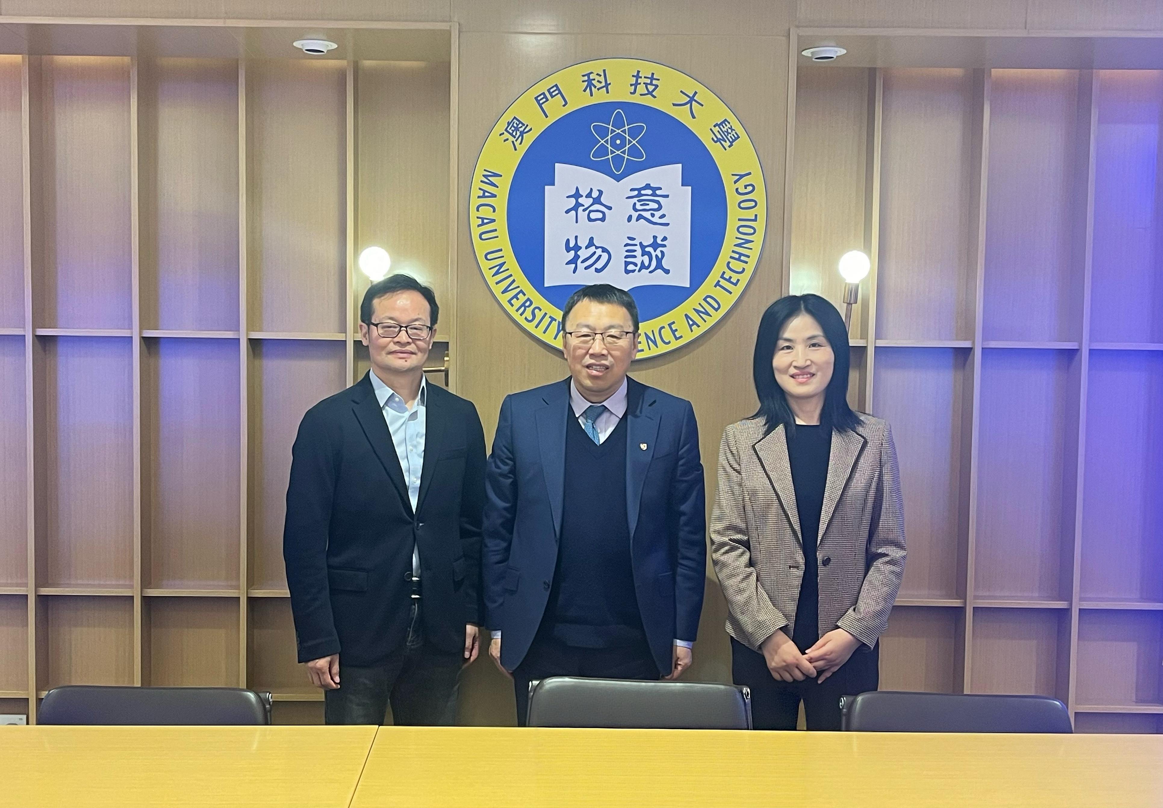 彭誠信院長來訪合影.jpg image.jpg