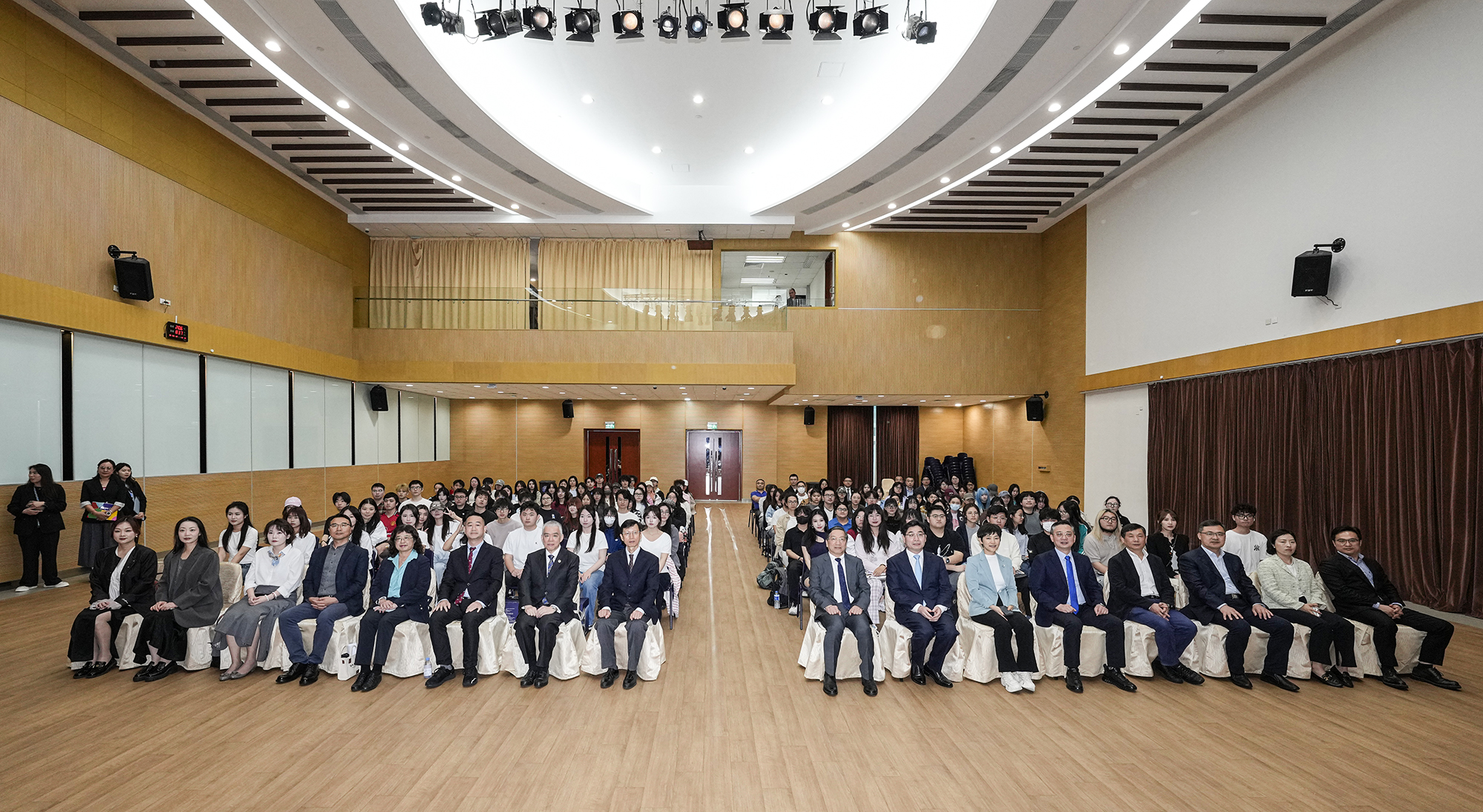 6.觀影現場.jpg image.觀影現場.jpg